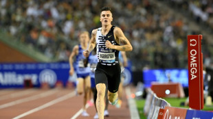 Ingebrigtsen moves 2,000m into 21st century with new record