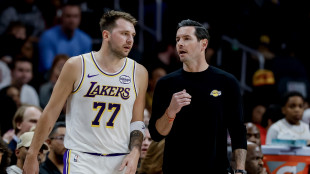 Nba: ai Lakers il derby di Los Angeles,Orlando travolge i Sixers