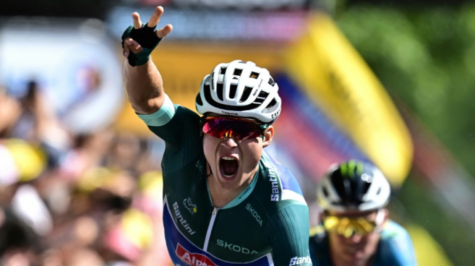 Philipsen denies Cavendish Tour de France record
