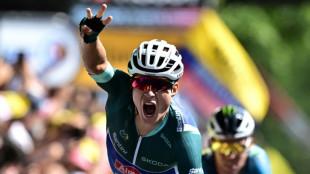 Philipsen denies Cavendish Tour de France record