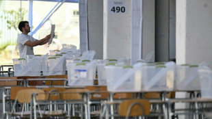 Chile elege presidente afetado pela criminalidade e com extrema direita em ascens&atilde;o
