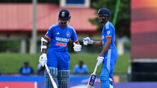 India romp to nine-wicket win to level T20 series with Windies