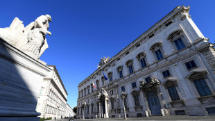 Consulta 'ridurre altre spese prima di taglia a Sanit&agrave;