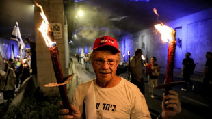 Manifestantes en Jerusal&eacute;n acusan a Netanyahu de "traidor" y piden "elecciones ya" en Israel