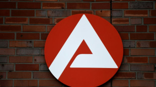 Arbeitsmarkt im Oktober trotz Unsicherheiten weiter in robuster Verfassung