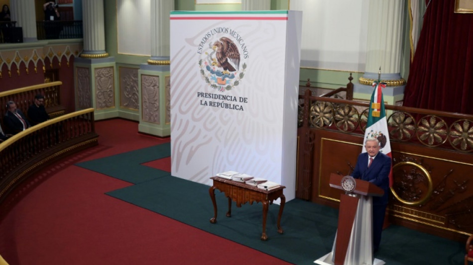 El presidente de M&eacute;xico propone una reforma para aumentar las pensiones