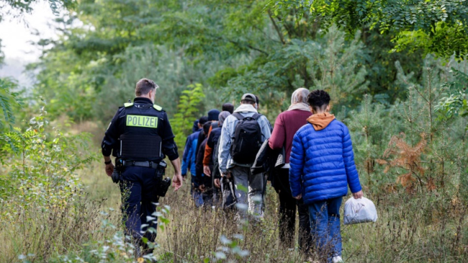 Beamtenbund schl&auml;gt Alarm wegen Umfrage: 70 Prozent halten Staat f&uuml;r &uuml;berfordert