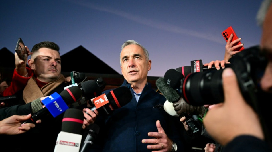 Presid&ecirc;ncia romena comprova 'ciberataques' em primeiro turno das elei&ccedil;&otilde;es