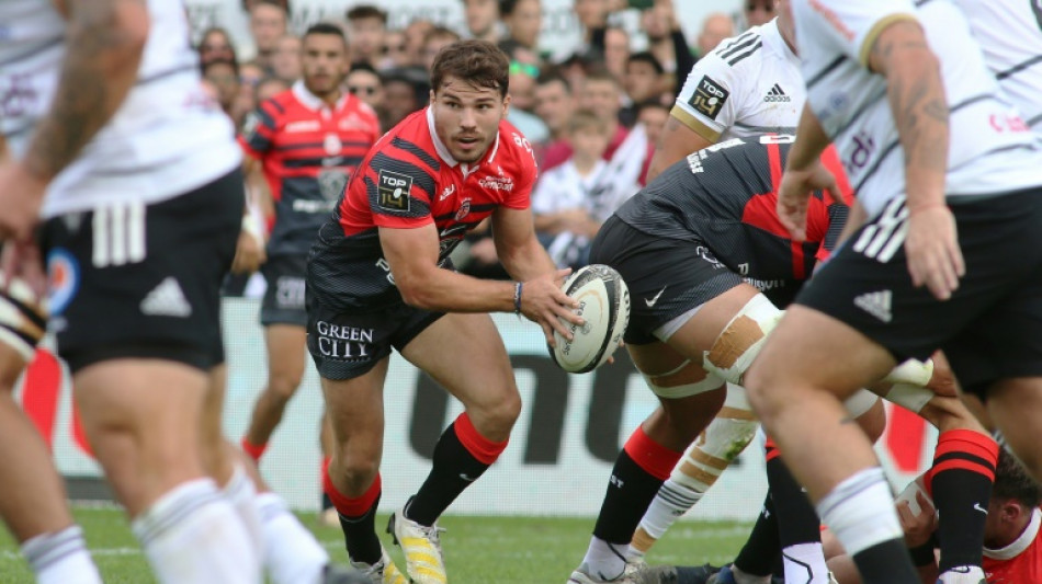 Aussie Arnold scores on Toulouse return in Brive rout