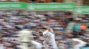 Australia deny retiring Broad an early breakthrough in Ashes finale