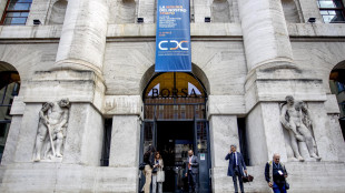 Borsa: Milano fiacca (-0,02%), corre Recordati, scivola Stm