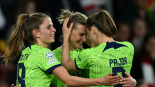 Popp calls on underdogs Wolfsburg to channel spirit of 2013 against Barca