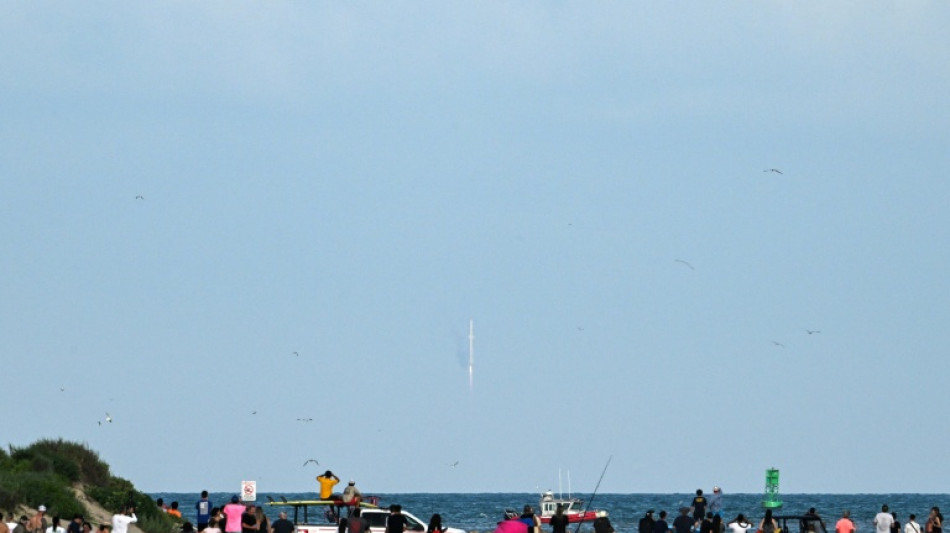 SpaceX logra lanzar megacohete Starship, tras explosiones en anteriores pruebas