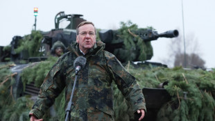 Pistorius sagt Ukraine Lieferung von Leopard-2-Panzern m&ouml;glichst noch im M&auml;rz zu