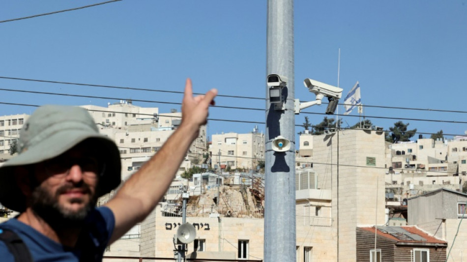 La vigilancia tecnol&oacute;gica "agota" a los palestinos en Cisjordania ocupada