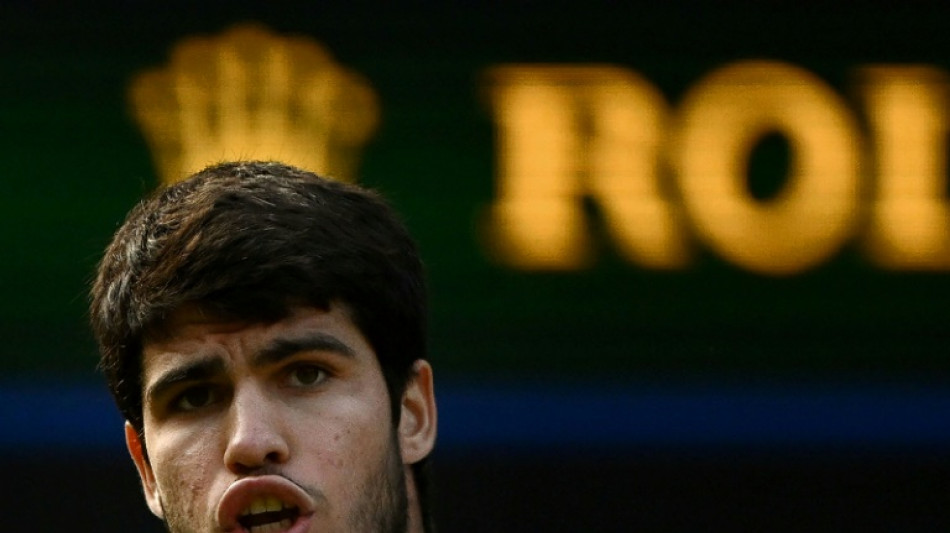 Top seed Alcaraz reaches first Wimbledon semi-final