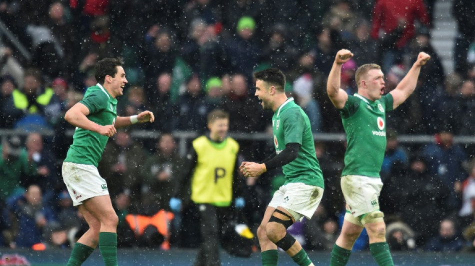 Ireland honours 'steely strong' Murray