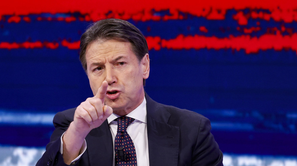 Conte, chi non ha memoria &egrave; Salvini, non accetto battute