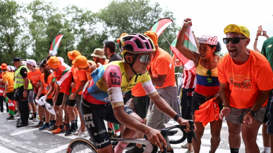Contenders Carapaz, Mas out of Tour de France after crash
