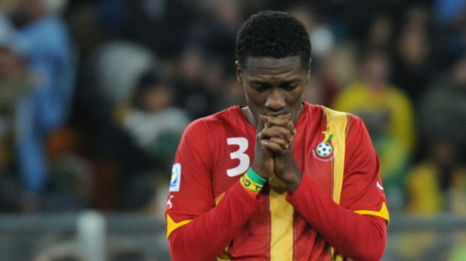 'Thin voice' tells Ghana legend Gyan to retire aged 37