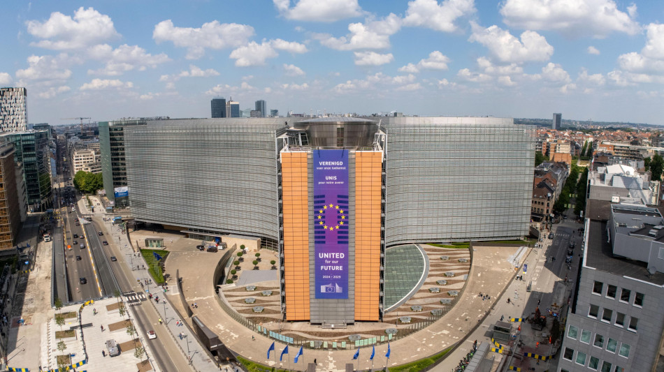 Ue al lavoro per superare il veto in politica estera