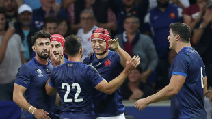 Bielle-Biarrey helps France avoid Uruguay scare