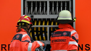 Brand auf Schrottplatz in Ludwigshafen sorgt für Großeinsatz