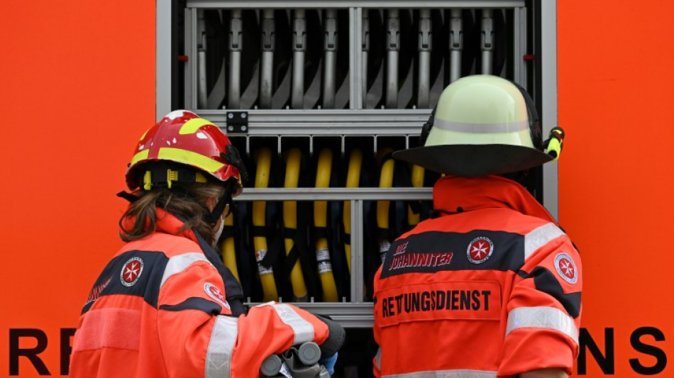 Feuerwehr rettet in Niedersachsen sechs Rinder aus Güllegrube