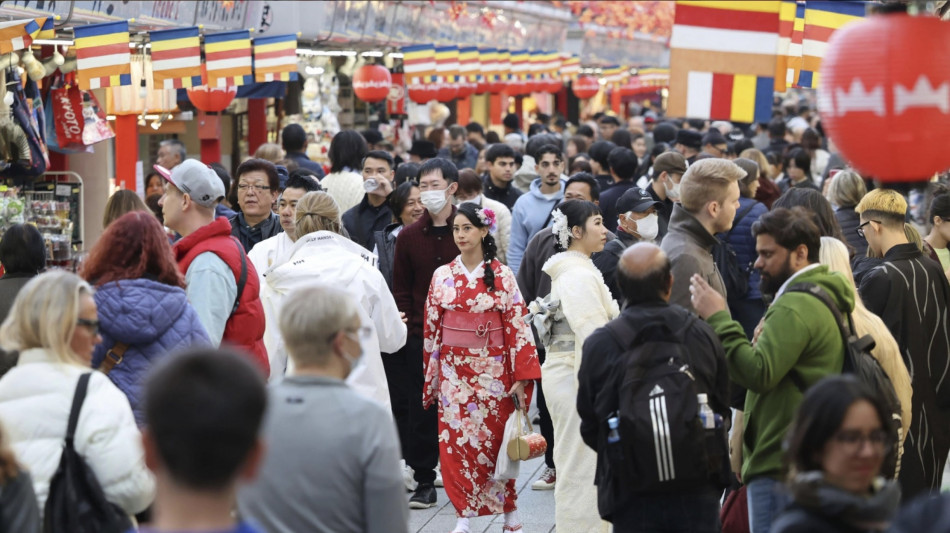 Cina-Giappone, stop ai viaggi per la crisi diplomatica