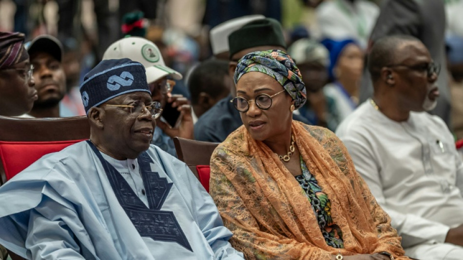 Nigeria: coup d'envoi de la campagne pr&eacute;sidentielle, l'&eacute;conomie et l'ins&eacute;curit&eacute; au c&oelig;ur des pr&eacute;occupations 
