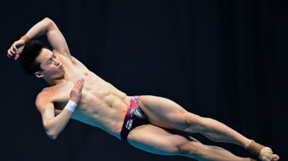 China's divers close in on world championships clean sweep
