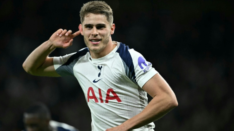 Van de Ven back in favour as stunning strike fuels Spurs rout