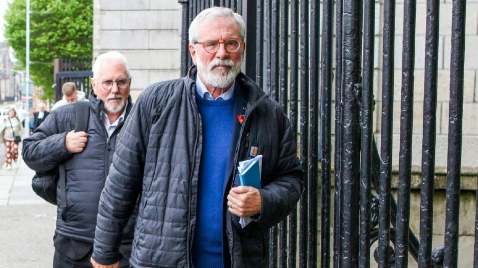 A Londres, d&eacute;but d'un proc&egrave;s opposant Gerry Adams &agrave; trois victimes d'attentats de l'IRA