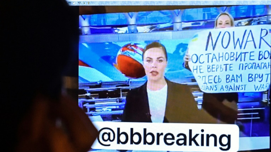 Journalistin Owsjannikowa nennt ihre R&uuml;ckkehr nach Moskau "Russisch Roulette"