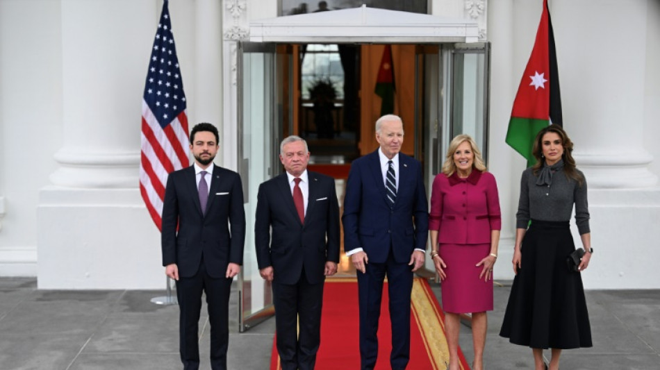 Biden re&ccedil;oit le roi de Jordanie, partisan d'un cessez-le-feu, pour parler de Gaza