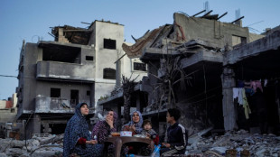 Un premier navire charg&eacute; de vivres en route pour Gaza