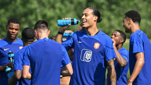 Van Dijk ready to lead resurgent Dutch at World Cup