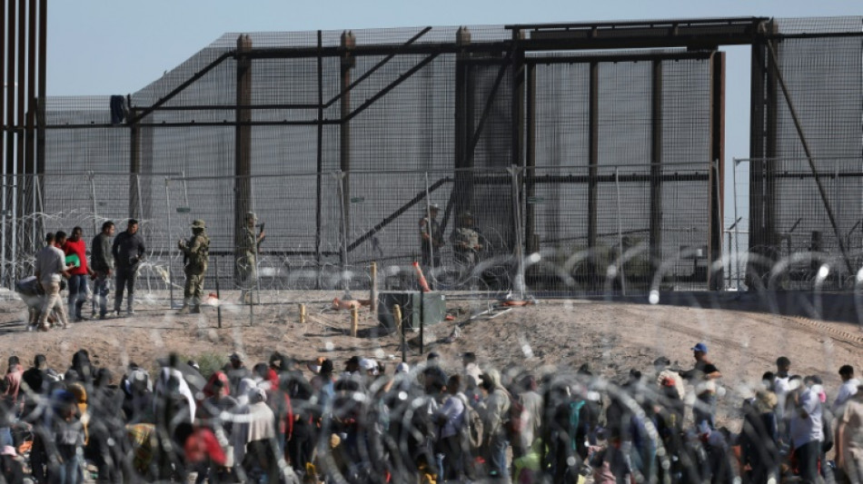 EUA alerta que seguir&aacute; expulsando migrantes ilegais quando expirar o T&iacute;tulo 42
