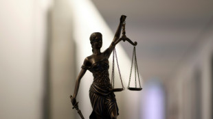 Rechtsreferendar nach Verschweigen von Ermittlungen gegen ihn zu Recht entlassen