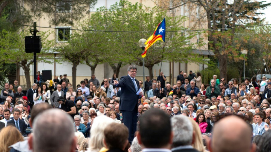 Puigdemont afirma que dejar&aacute; la pol&iacute;tica local si no es elegido presidente regional catal&aacute;n